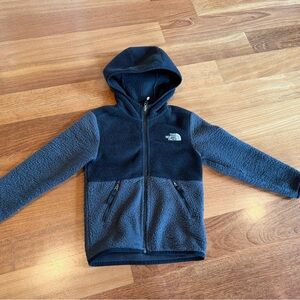 The North Face Kids Fleece Hoodie - Black and Gray